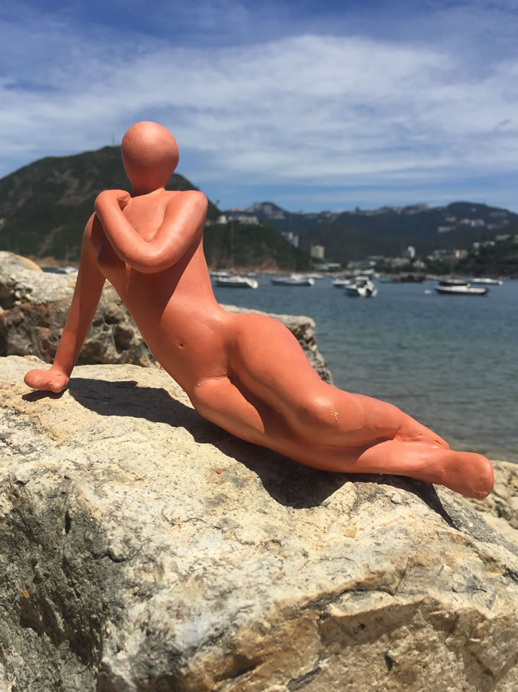 Jonathan Thomson Art | Sculpture | Earth | Beach Bodies