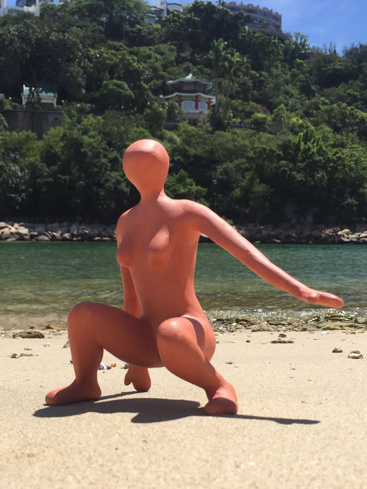 Jonathan Thomson Art | Sculpture | Earth | Beach Bodies