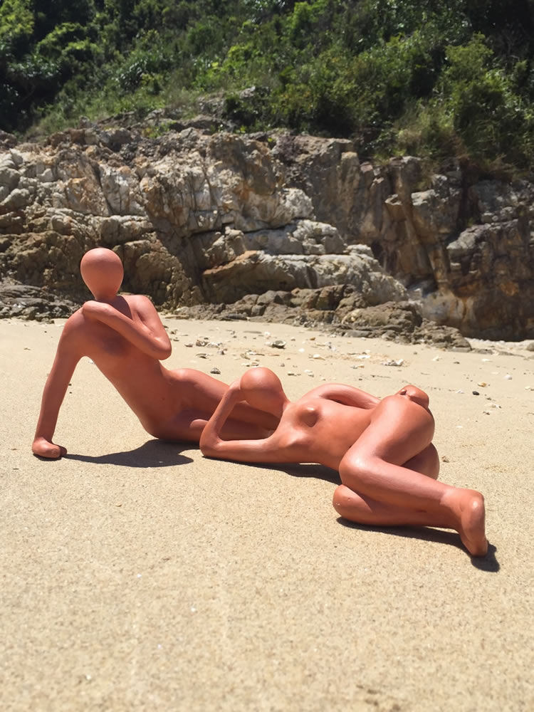 Jonathan Thomson Art | Sculpture | Earth | Beach Bodies