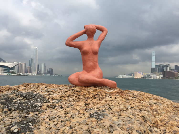 Jonathan Thomson Art | Sculpture | Earth | Beach Bodies