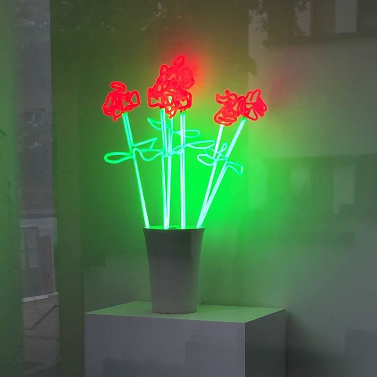 Jonathan Thomson Art | Sculpture | Light | Electric Flowers